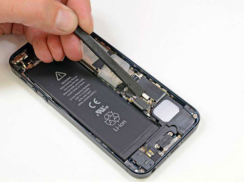 利津上海苹果指定维修地址(iPhone 12 mini 摄像头进灰修理教程)