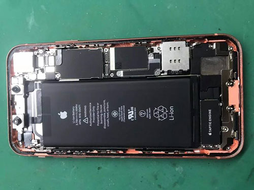 冷水江长春苹果售后维修电话(苹果12 Pro Max 无法充电修理教程)